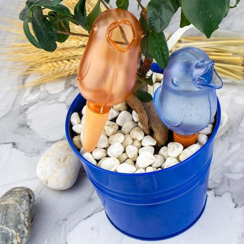 16PCS Plant Self Watering Spikes Pot Drip Irrigation Garden Tool Plant