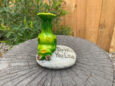 Frogs Decorative Yoga Frog on Stone Figurines Funny Garden Home Décor