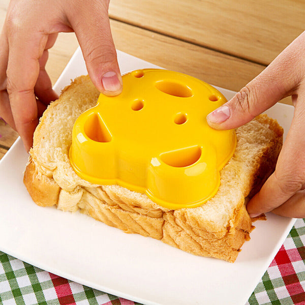 Bear Cake Maker Mould Bread Cookie Toast Sandwich Bento Tool DIY Cutter Mold