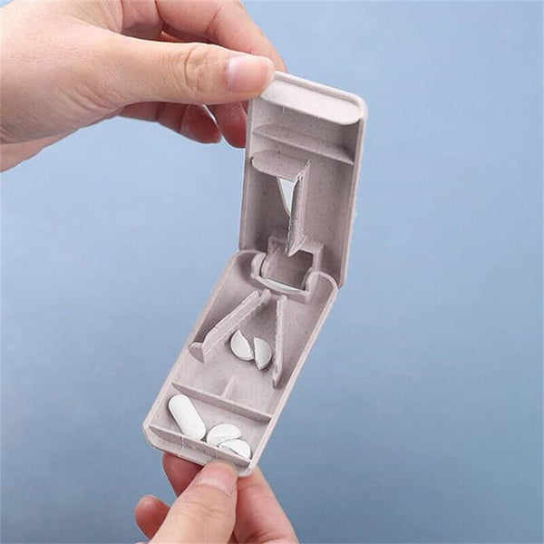 Pill Cutter Medicine Box Splitter Grinder Crusher Storage Case Portable pills