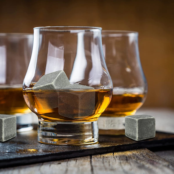 18PCS Reusable Whiskey Stones Natural Granite Chilling Cubes Set