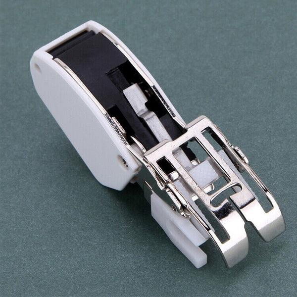 Multifunctional Sewing machine Synchronous cloth Feeding belt guide rod