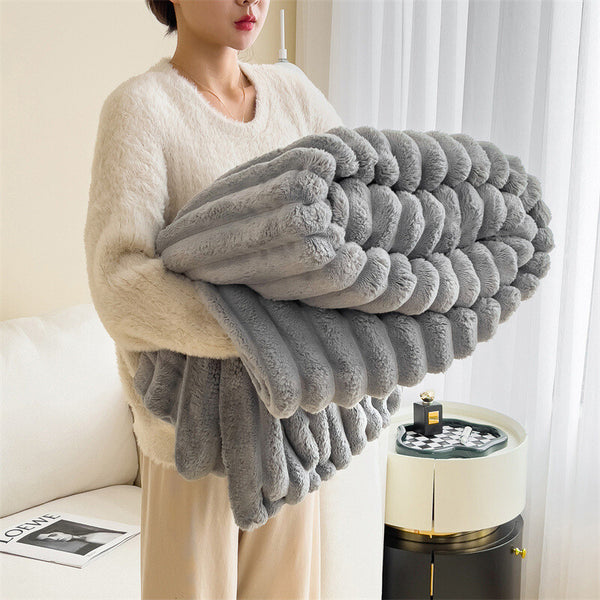 Plush Throw Blanket Soft Warm Sofa Bed Blanket for All Seasons