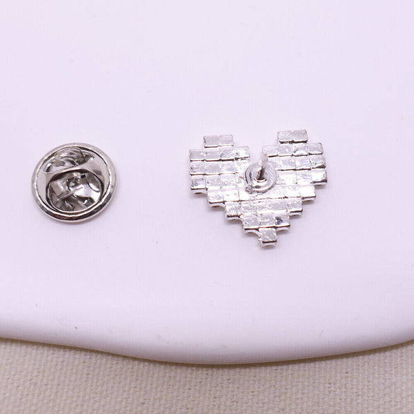 Heart Brooch Cardigan Button Sweater Coat Pin Fashion Corsage Jewelry Accessory