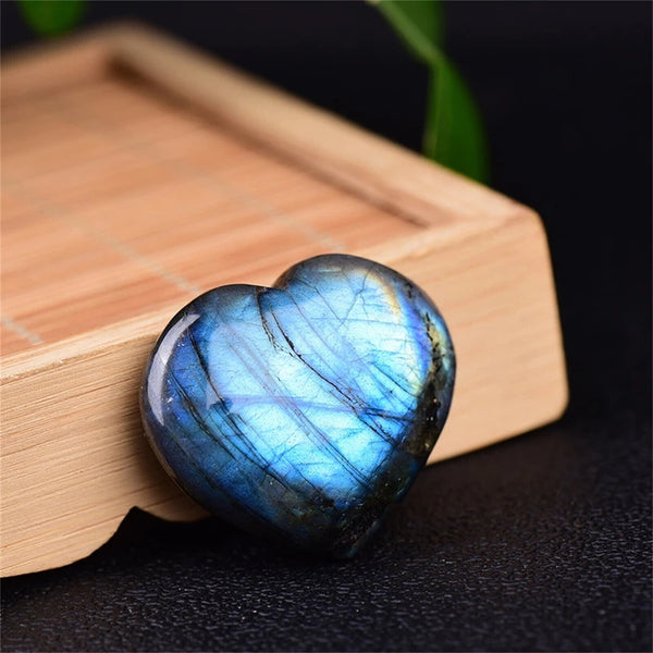 Heart Shape Crystal Gemstones Pendant Natural Quartz Chakra Healing Stone