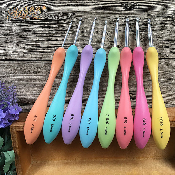 8Pcs Crochet Hooks Knitting Needles Ergonomic Crochet Hook Weave Yarn Tool DIY A