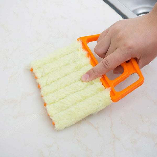 Mini Hand Held Window Blinds Cleaner Brush Vertical Window Venetian Blind Duster
