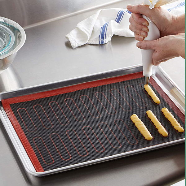 Perforated Silicone Baking Mat/Bread/Macaron/Biscuit Non-stick Oven Mat Pad
