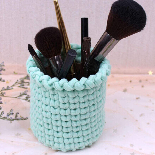 Chunky Arm Wool Yarn Knitted Soft Woolen Yarn Hand Washable Knitted Yarn for Bed