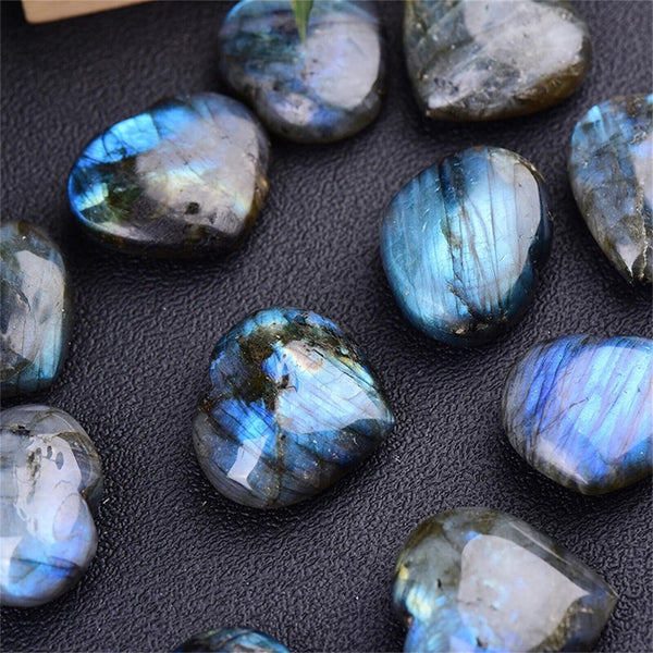 Heart Shape Crystal Gemstones Pendant Natural Quartz Chakra Healing Stone