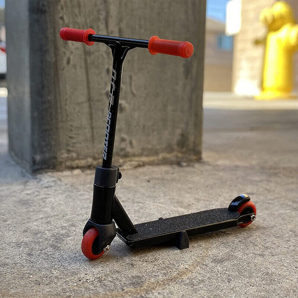 Mini Finger Skateboard Scooter Toy Kit With Finger Board Accessories AU