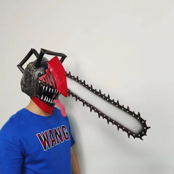 Chainsaw head with tongue worn with a blue T-shirt