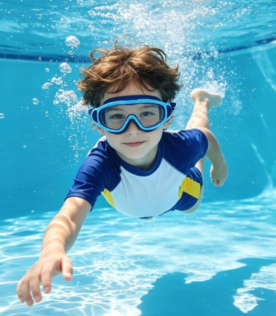 Kids swim goggles nose bridge detail