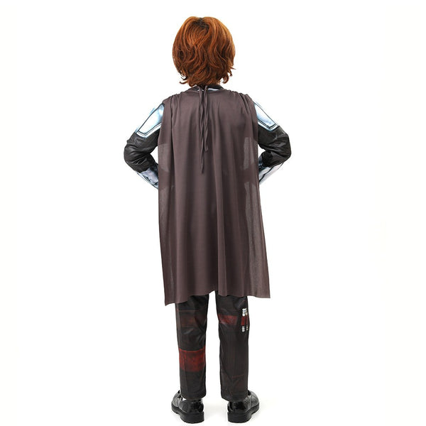 Child in Mandalorian costume back view with cape – Star Wars