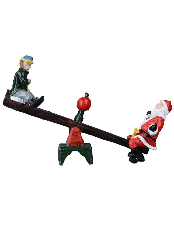 7x Santa & Family Park Village Scene | 10cm Tree