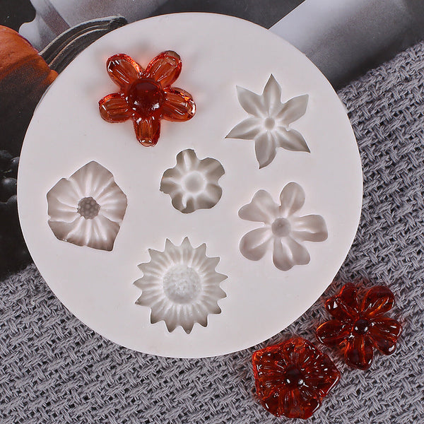 4pcs Cute Flower Silicone Molds,Fondant Candy Mould Mini Flower Chocolate Molds
