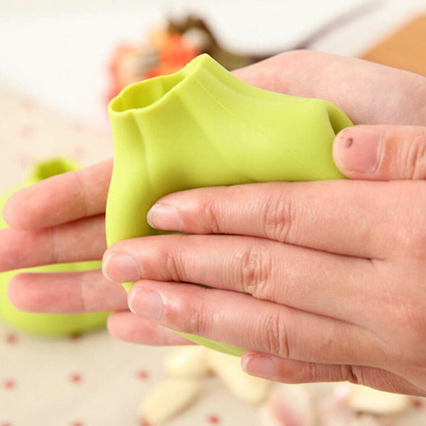One Piece  Roller  Zone  Garlic Peeler Silicone Clove