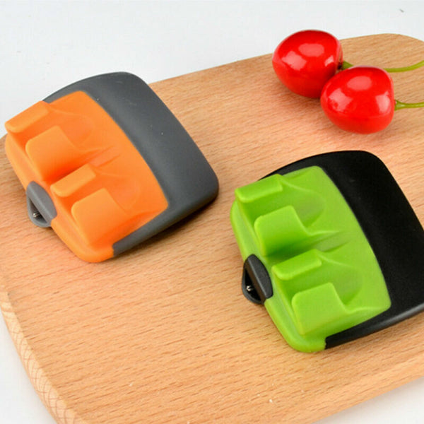 Kitchen Gadget Fruit Stainless Steel Blade Finger Vegetables Slicer Peeler