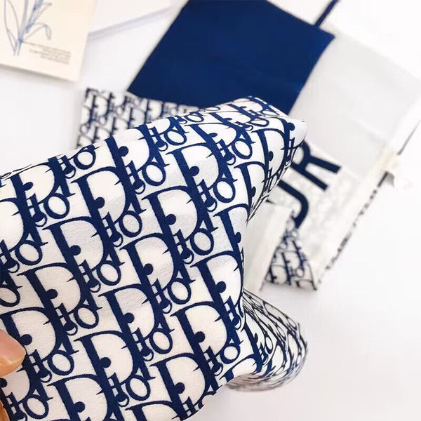 High-Quality Artistic Silk Scarf for Women 90x90cm Luxurious Large Square Wrap