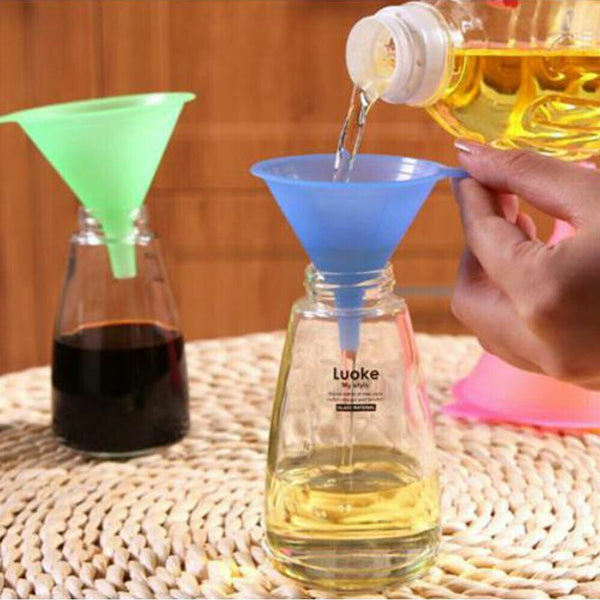 5Pcs Medium Liquid Plastic Funnel kitchen Funnel Set Variety Large Small