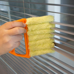 Mini Hand Held Window Blinds Cleaner Brush Vertical Window Venetian Blind Duster