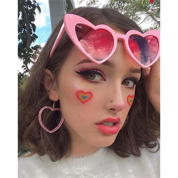 Women LOVE Heart Shaped Sunglasses Retro Gradient Color Lens Eye Glasses